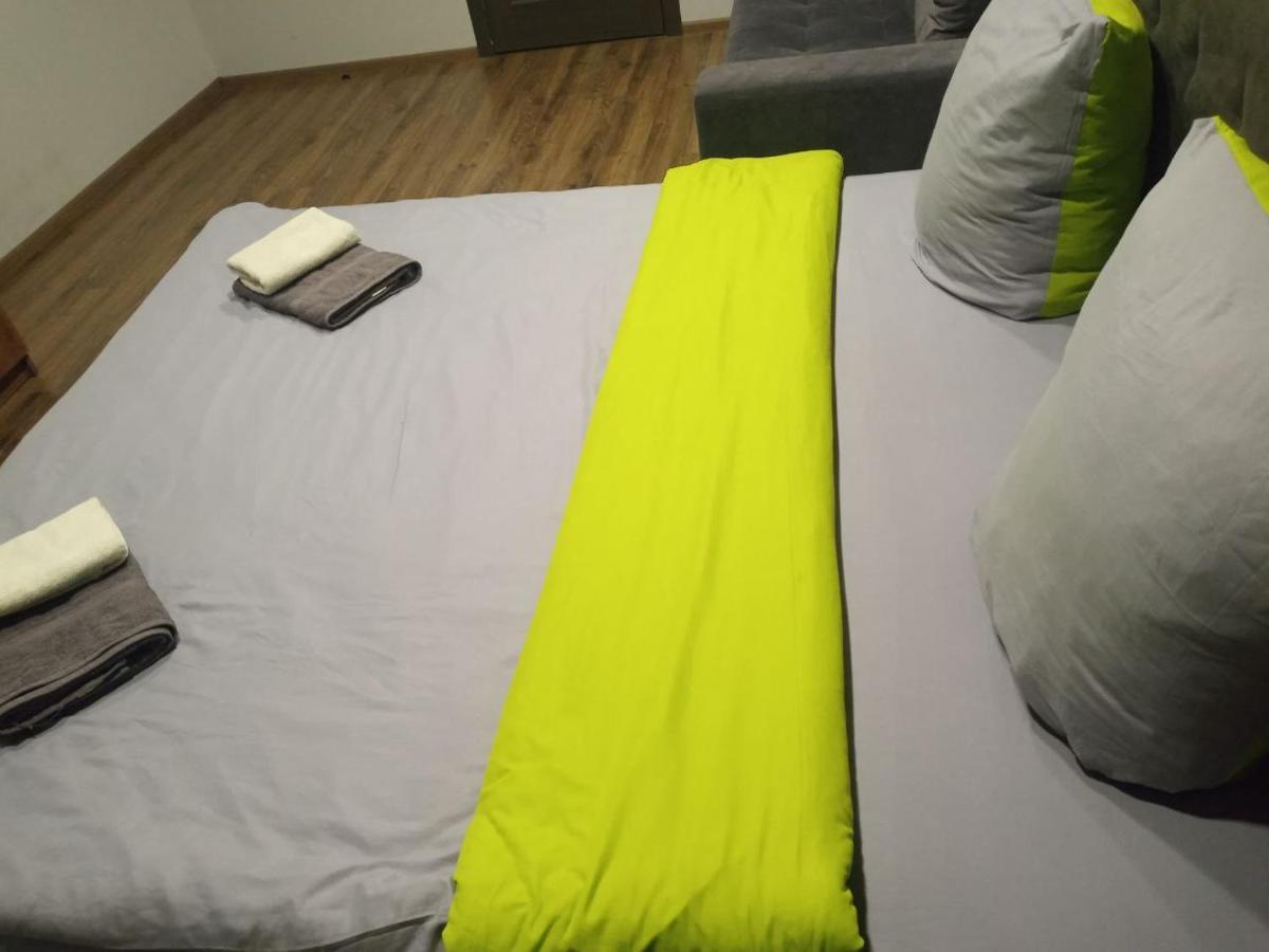 Apartment Yes 41 Uzhhorod Ngoại thất bức ảnh